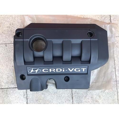 MOTOR ÜST KAPAĞI SANTAFE 00-06 2.0 DİZEL