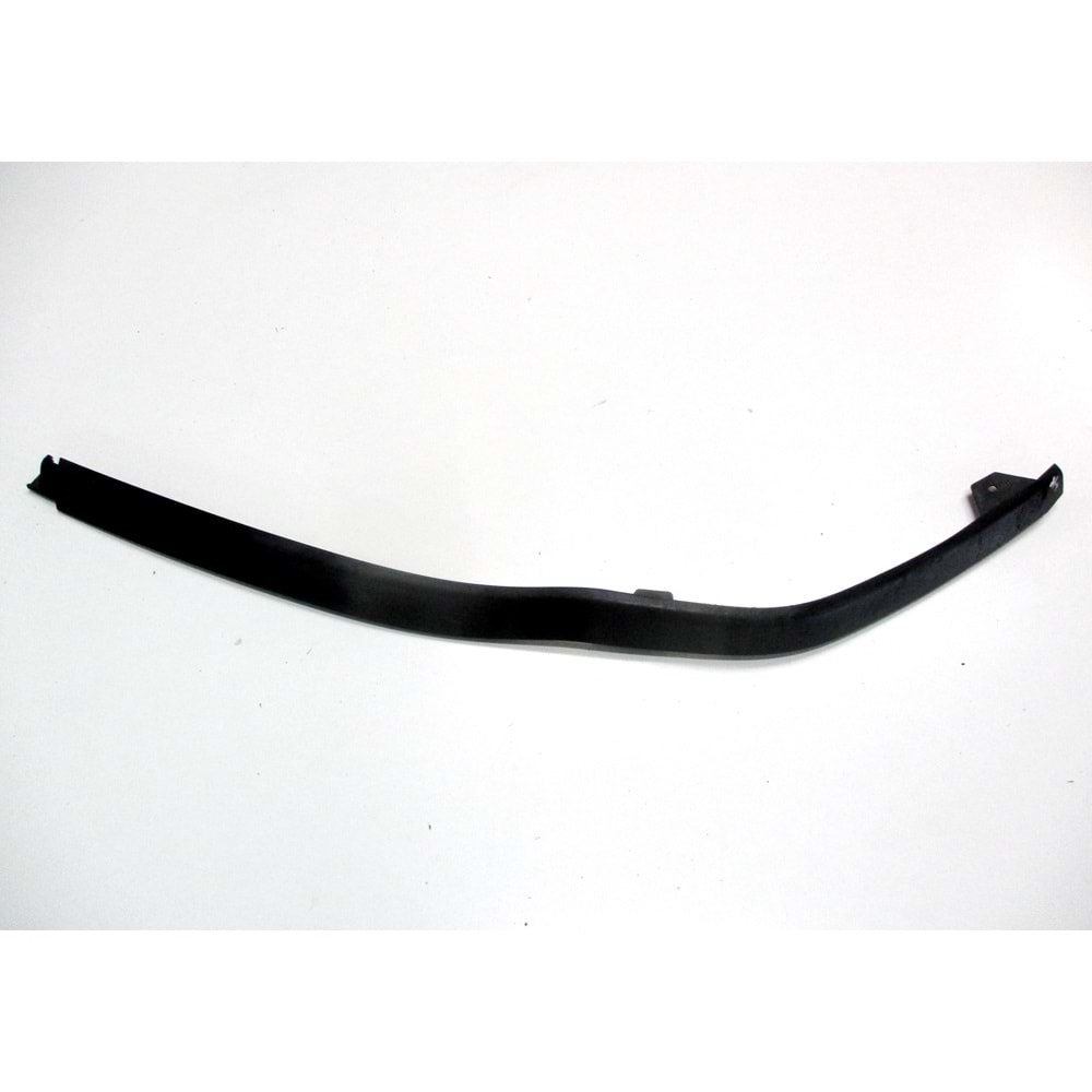 KARLIK ÖN TAMPON SAĞ COROLLA 05-06 (ZZ121-TAMPON ALT SPOYLER)