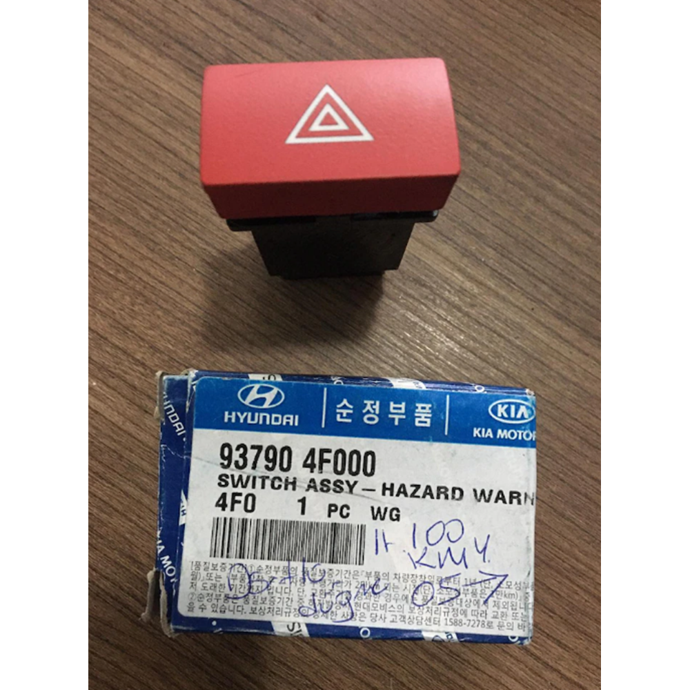 DÖRTLÜ FLAŞÖR DÜĞME KMY 04-11 (İKAZ DÜĞMESİ)